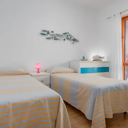 Holiday home Baya Turchese *